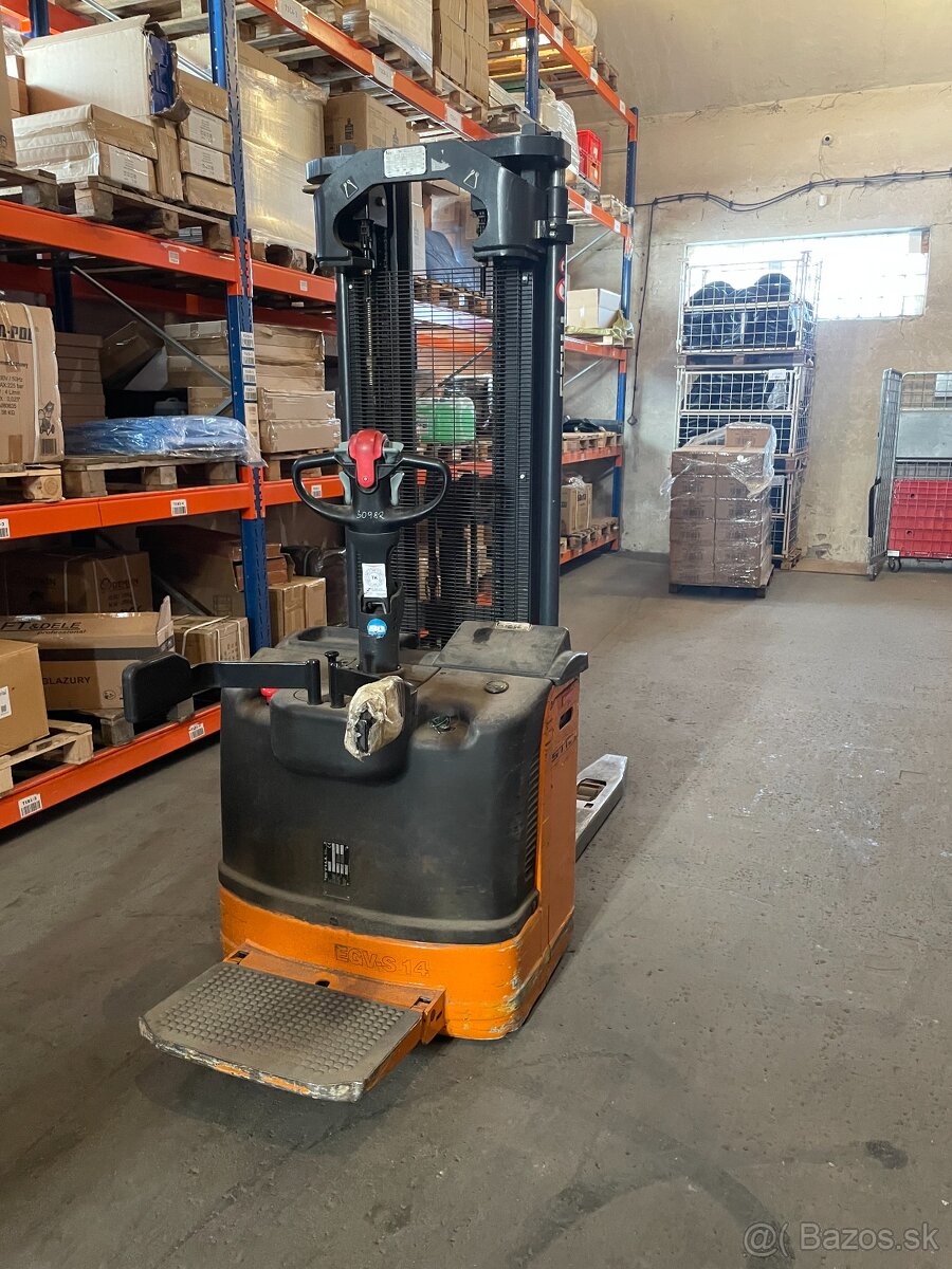 Ručne vedený vysokozdvižný vozík-VZV Still egv-s14 - 4