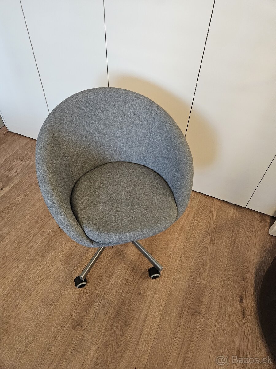 Šedá otočná stolička - 4