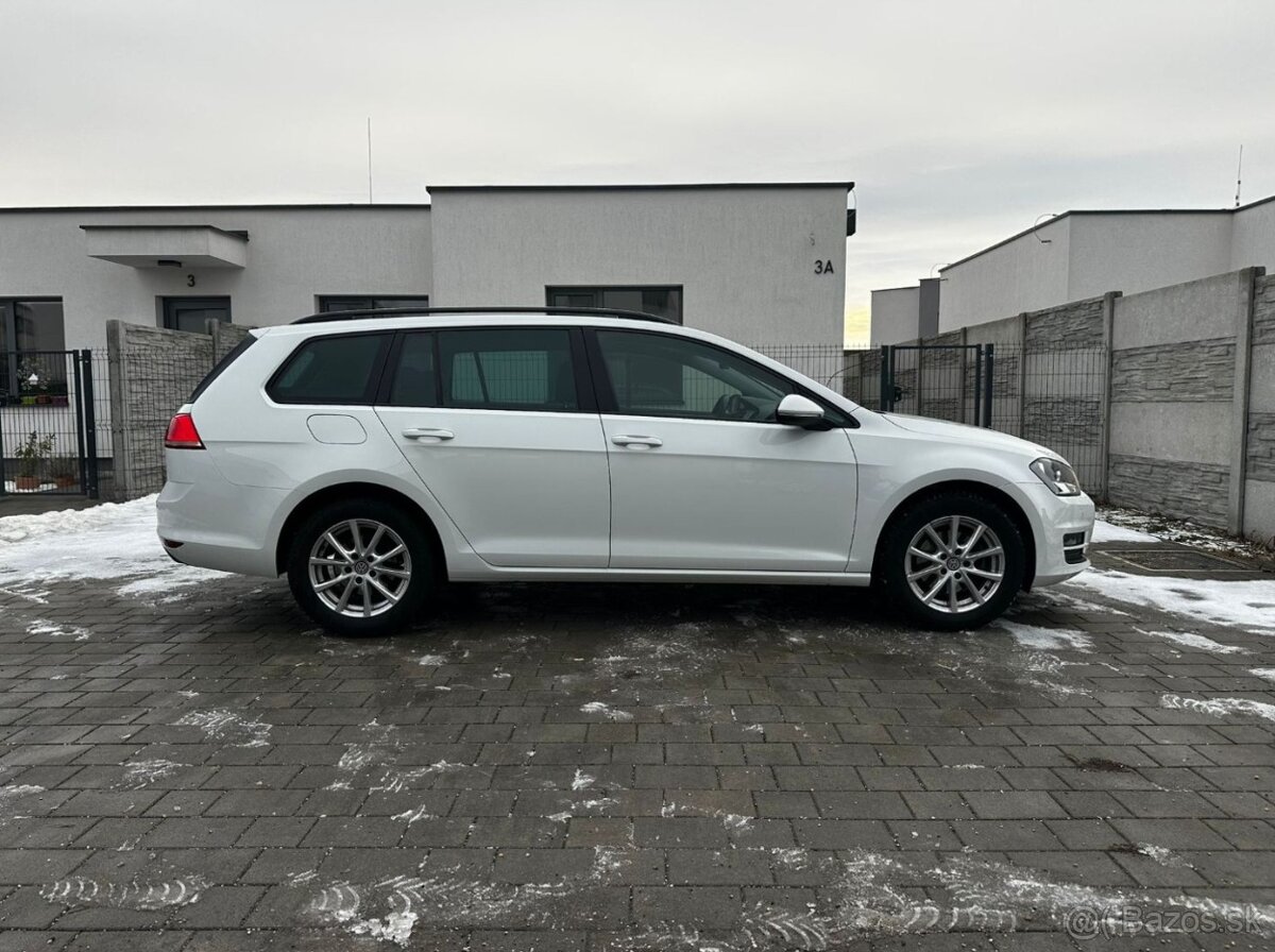 Volkswagen Golf 1.6 TDI DSG - 4