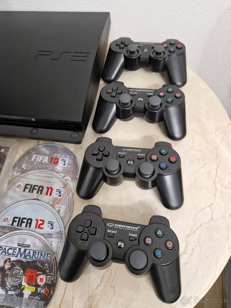 PlayStation 3 Slim 160GB konzola + 4 ovládače a hry - 4