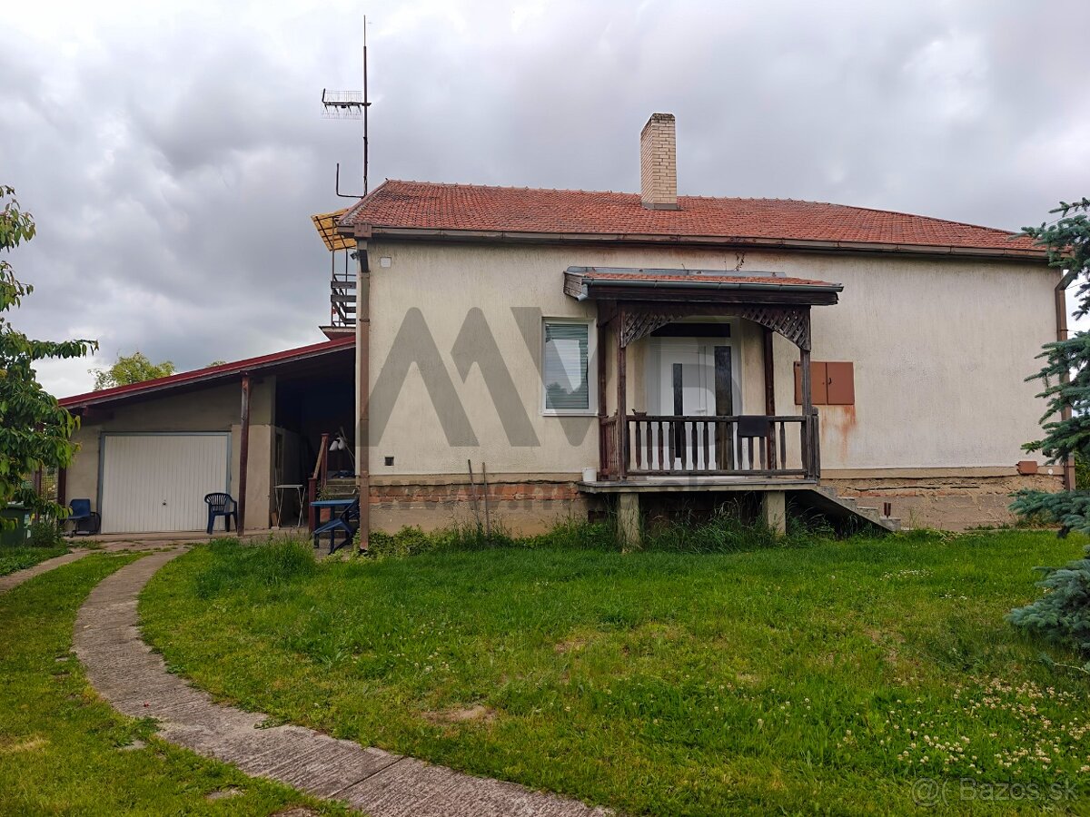 PRIESTRANNÝ RODINNÝ DOM S NÁDHERNÝM PANORAMATICKÝM VÝHĽADOM - 4