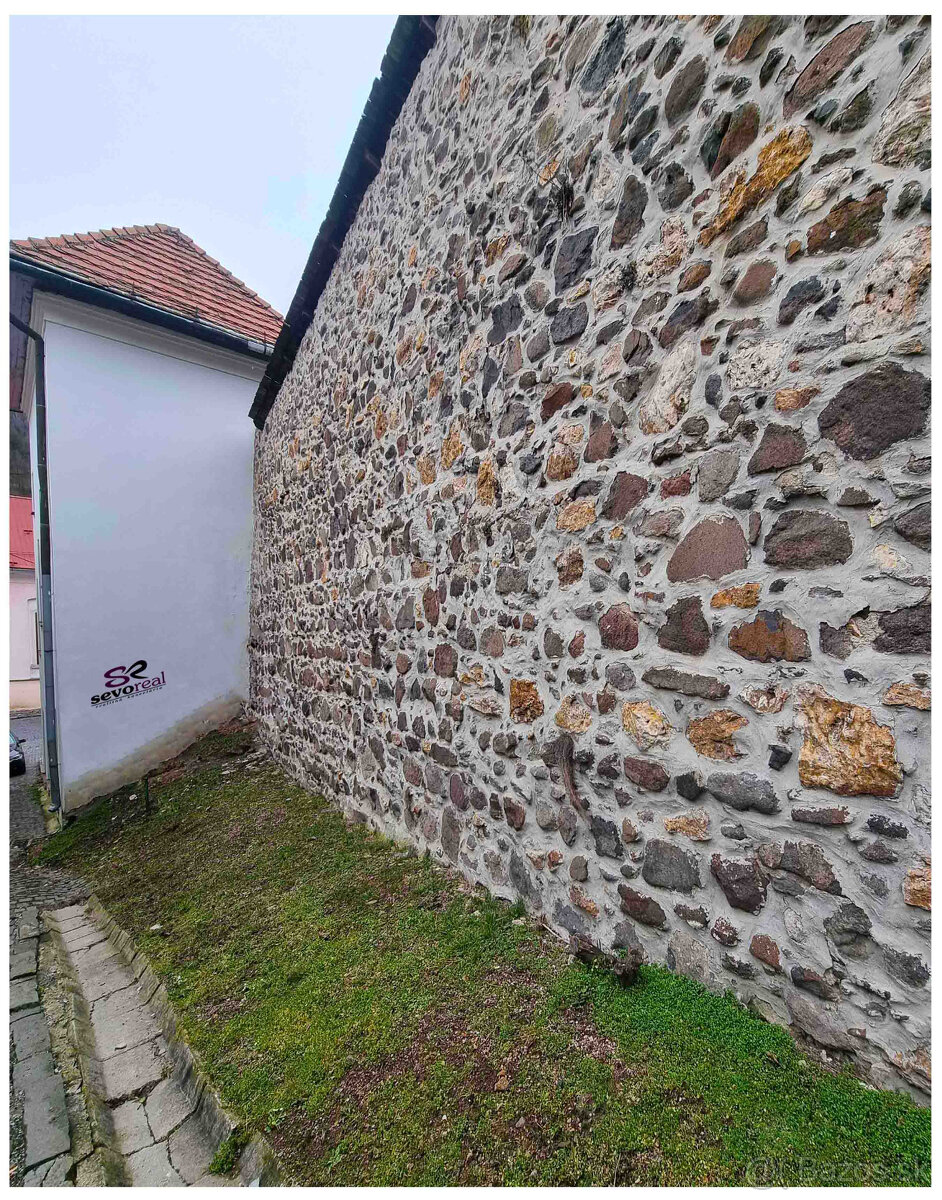 HISTORICKÁ BUDOVA, PREVÁDZKOVÝ DOM, CENTRUM, KREMNICa - 4