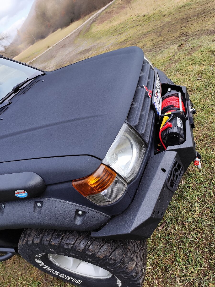 Mitsubishi Pajero 2 - 4