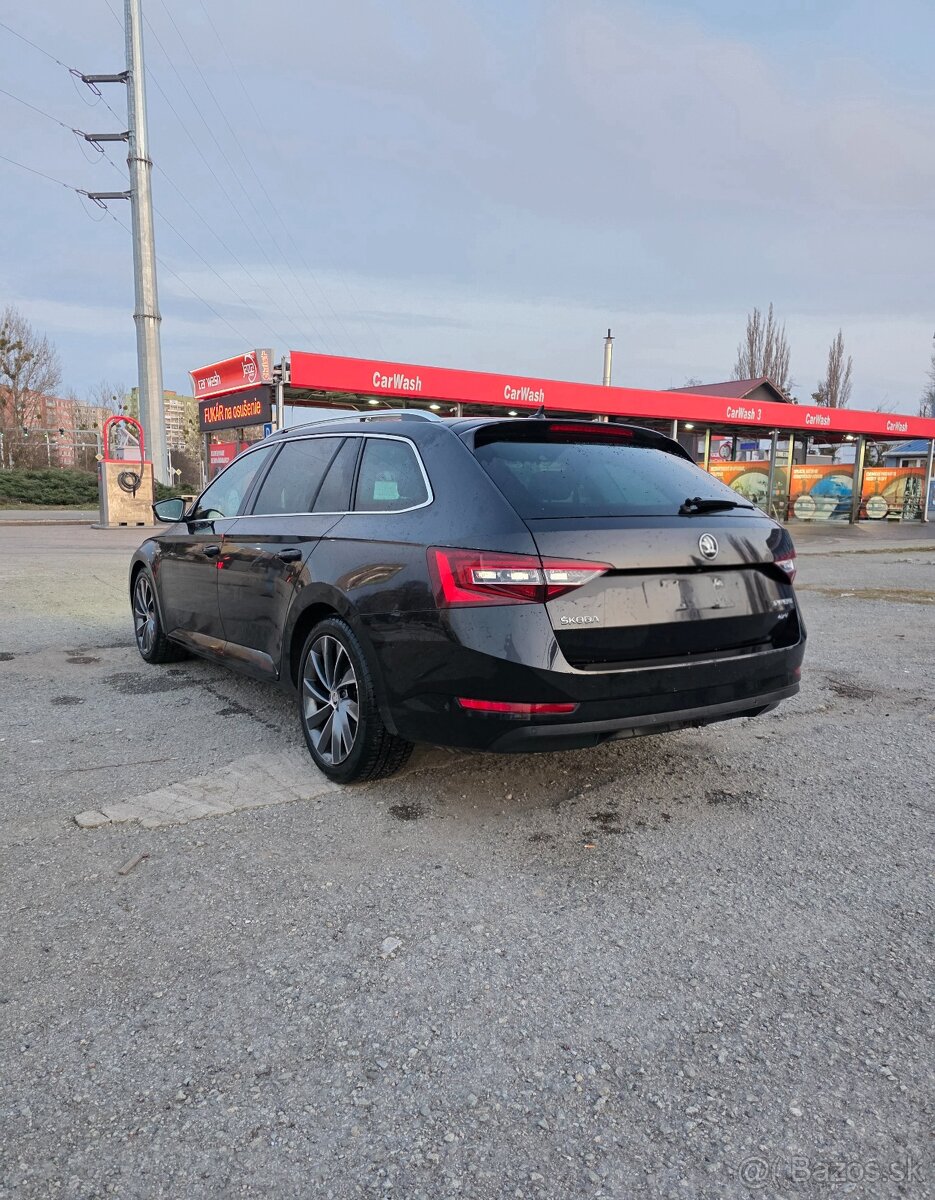Škoda superb 2.0 tdi 4x4 dsg - 4
