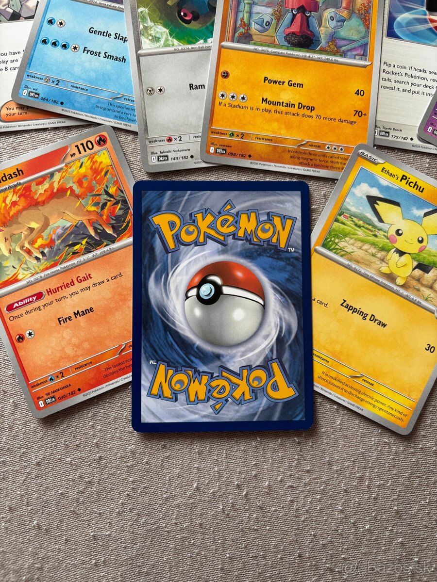 Pokémon karty - 4