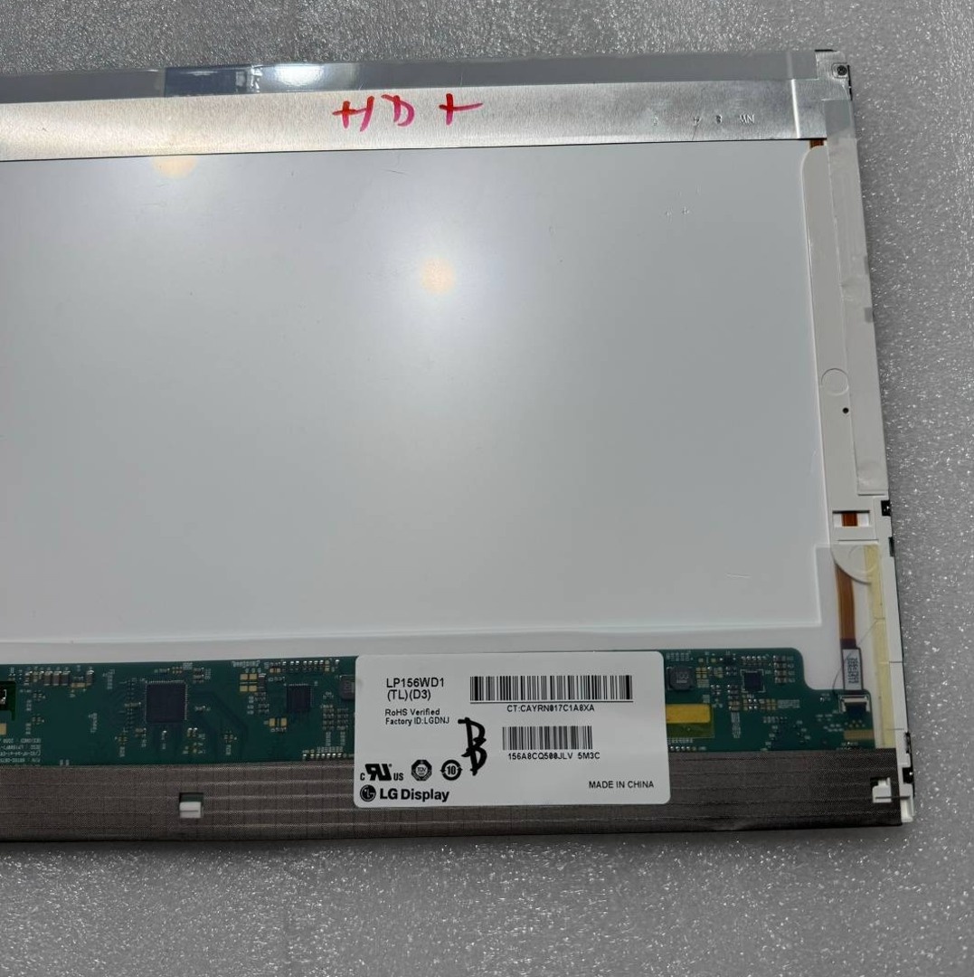 Predám obrazovku do notebooku 15,6" LED display 40pin HD+ B - 4