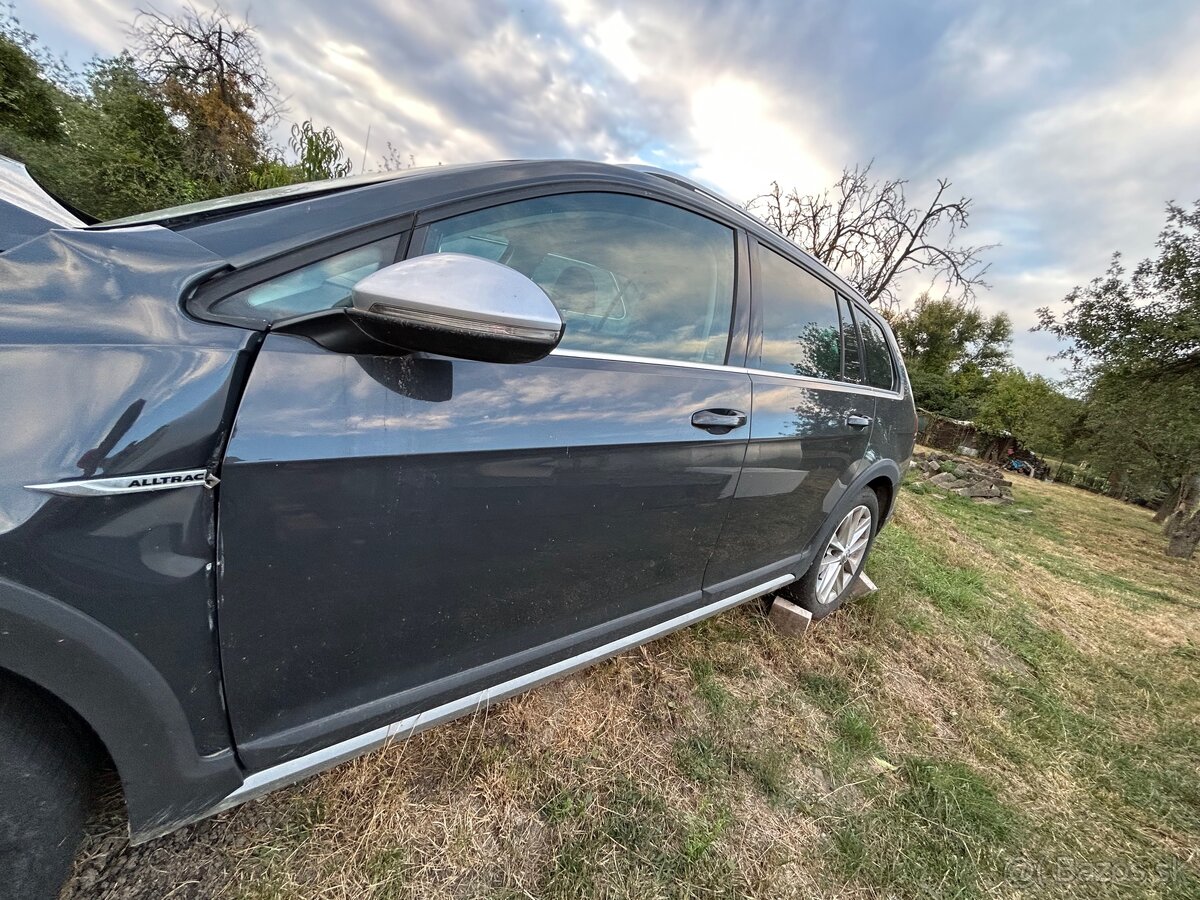 Rozpredám Golf 7 Alltrack - 4