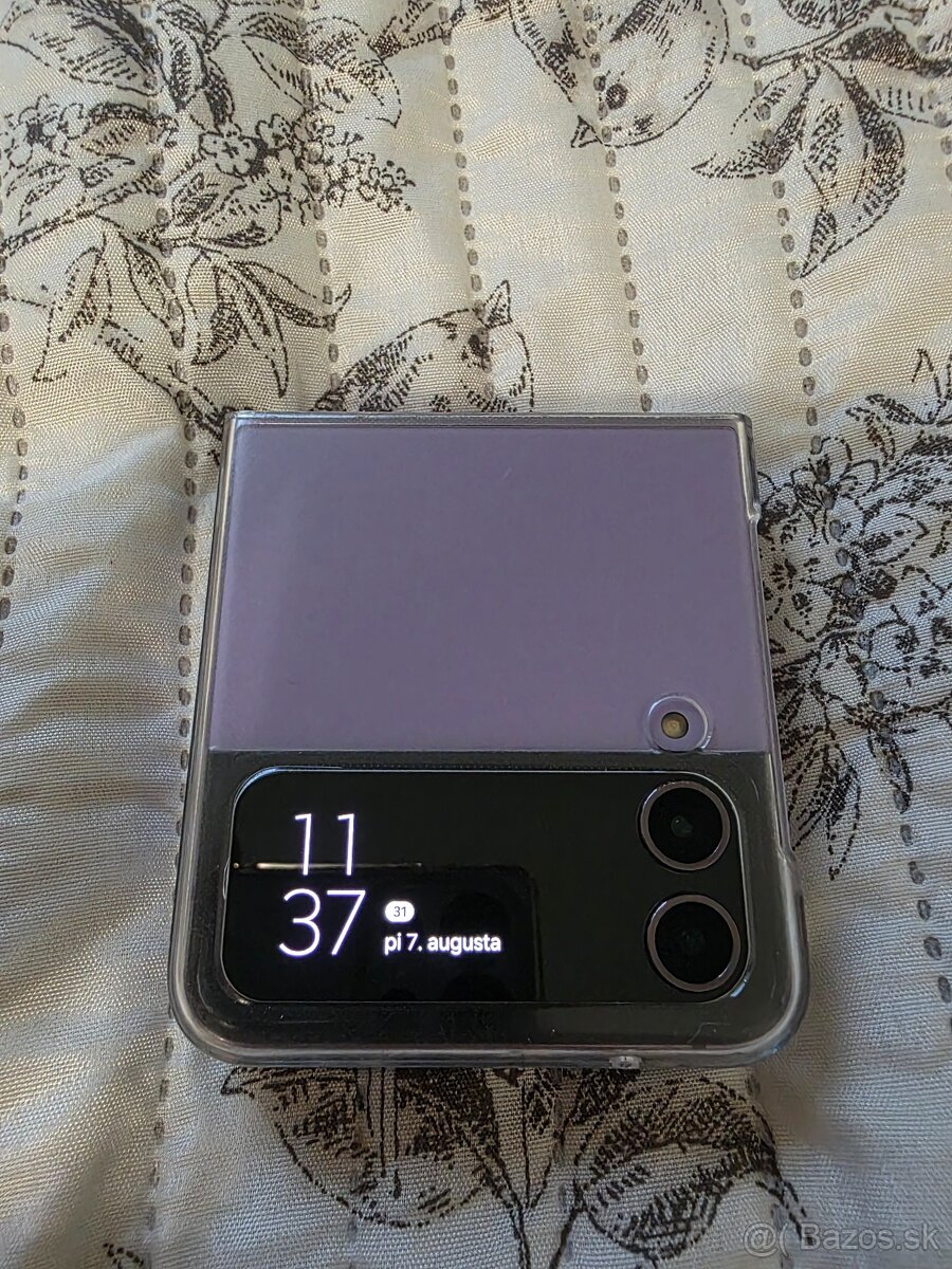 Samsung Galaxy Z Flip 4 - 4