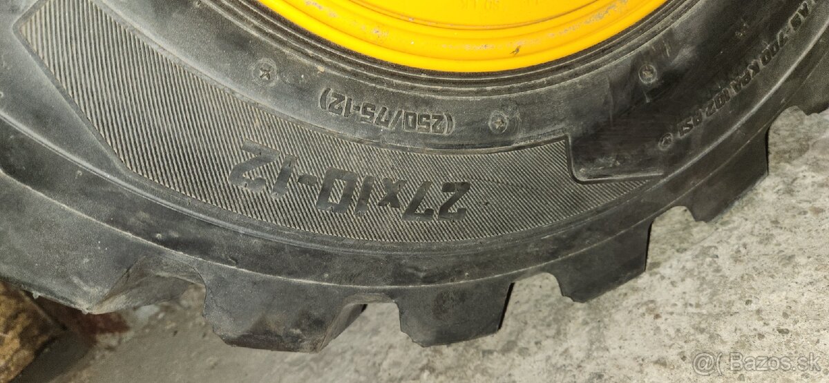 Pneu s diskami 27x10-12 - 4