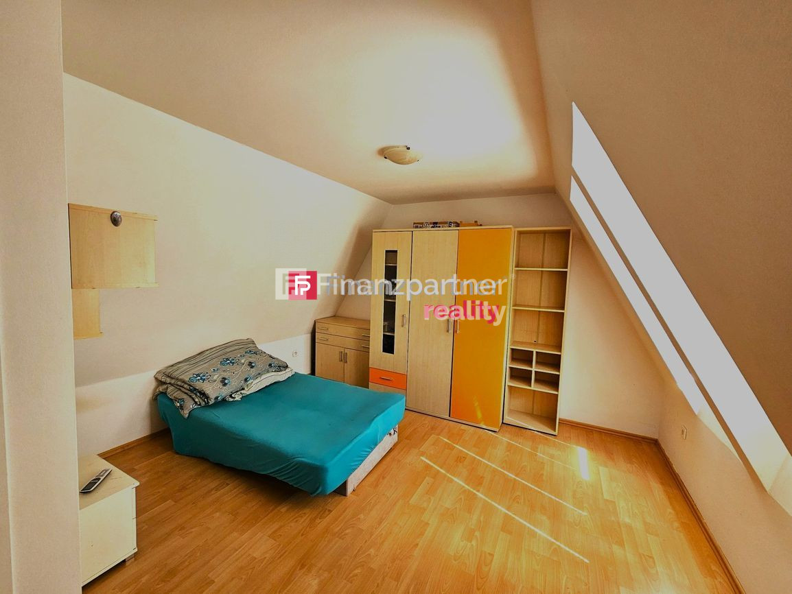 4izbový mezonet v historickej budove v tesnej blízkosti hist - 4