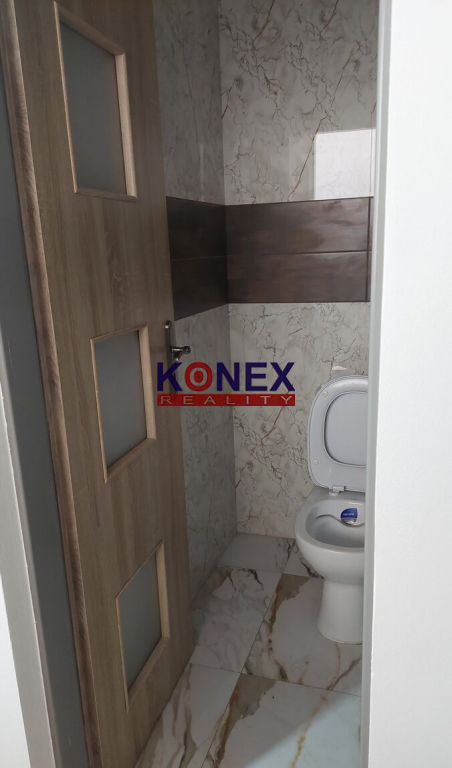 NA PREDAJ Zrekonštruovaný dom vo VEĽKÝCH KAPUŠANOCH - 4