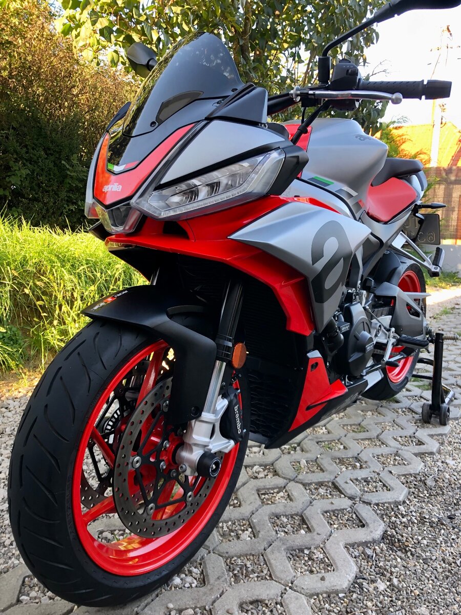 Aprilia Tuono 660 Iridium Grey - 4
