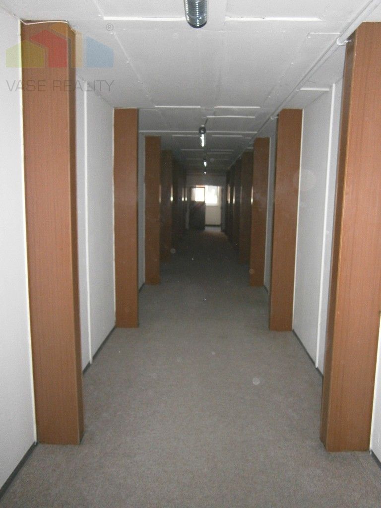 Prenájom kancelárskych priestorov-21m2, Vrbovská Cesta, Pieš - 4