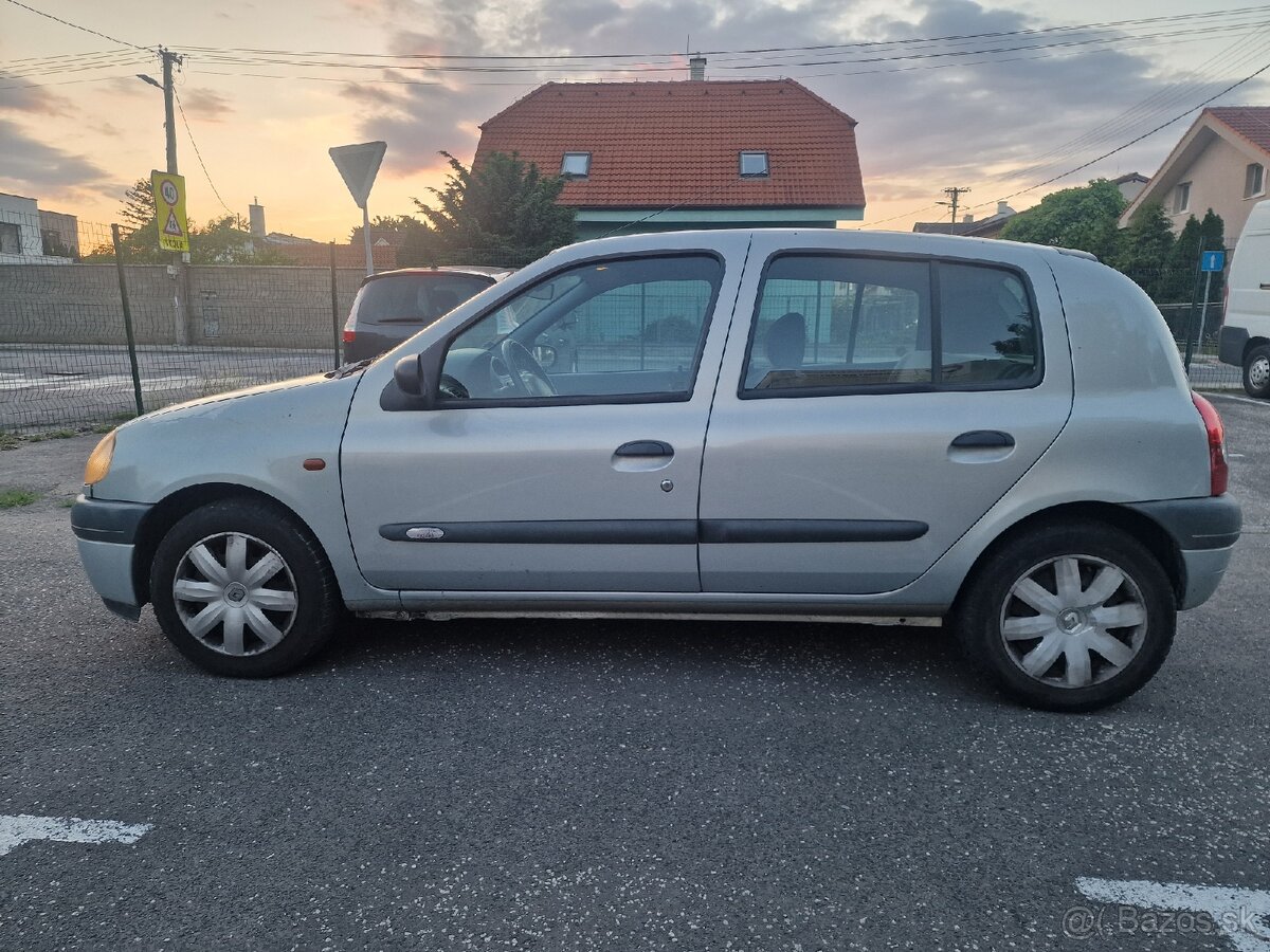 Renault Clio - 4