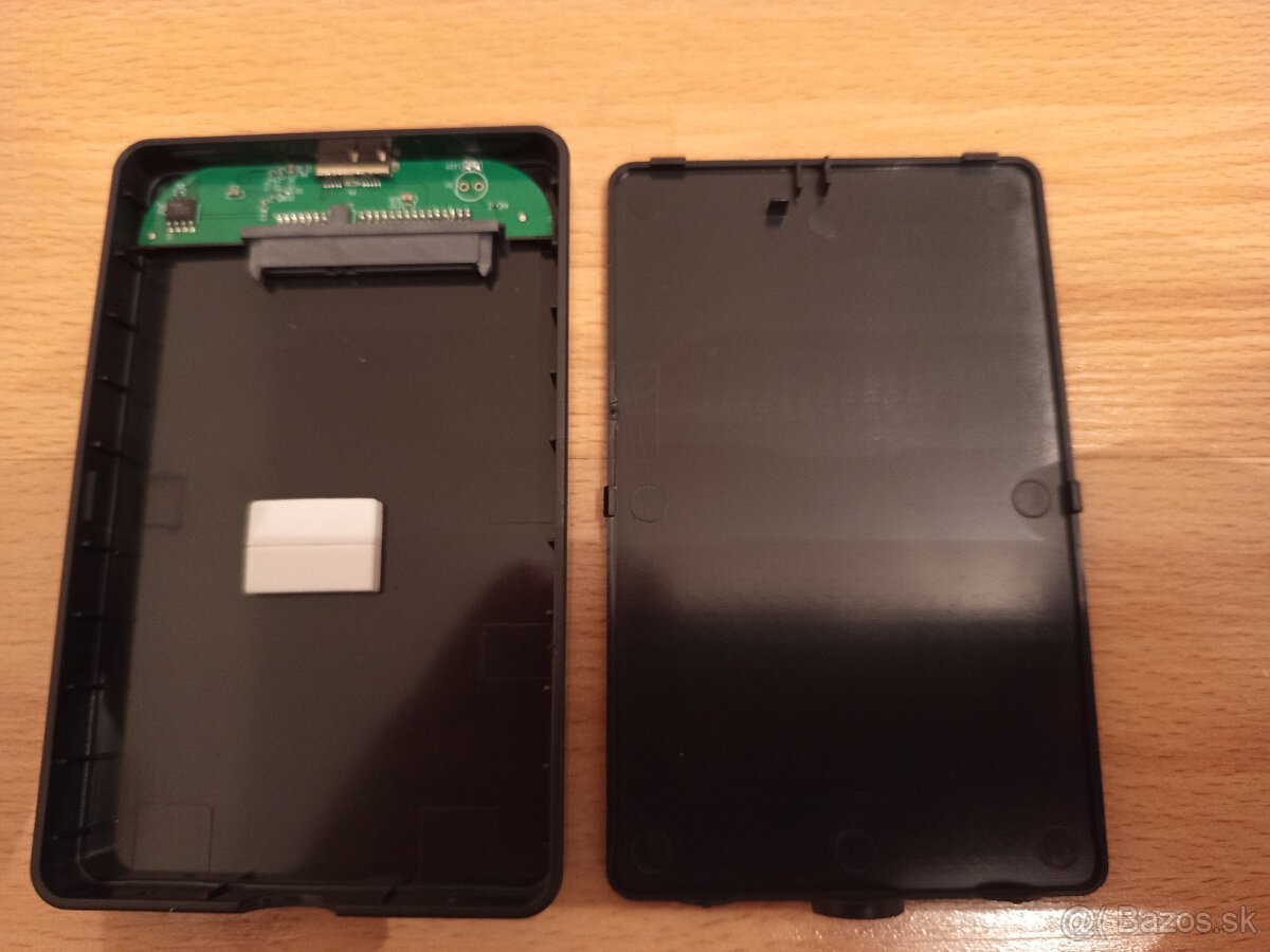 HDD čierny box 2.5 SATA USB 3 nový v krabičke - 4