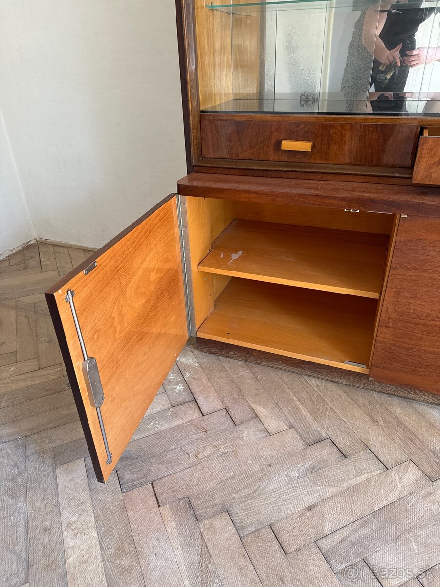 Starožitný nábytok - 4