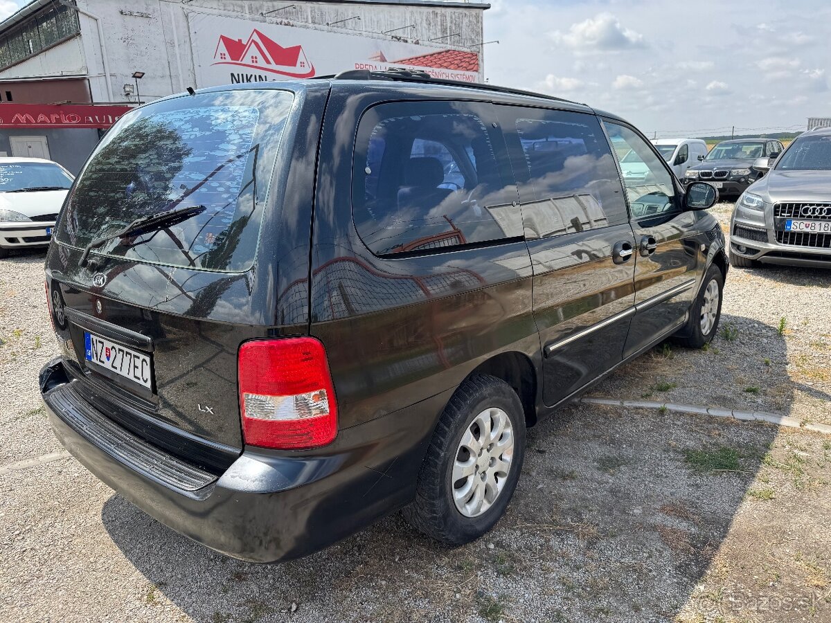 KIA Carnival - 4