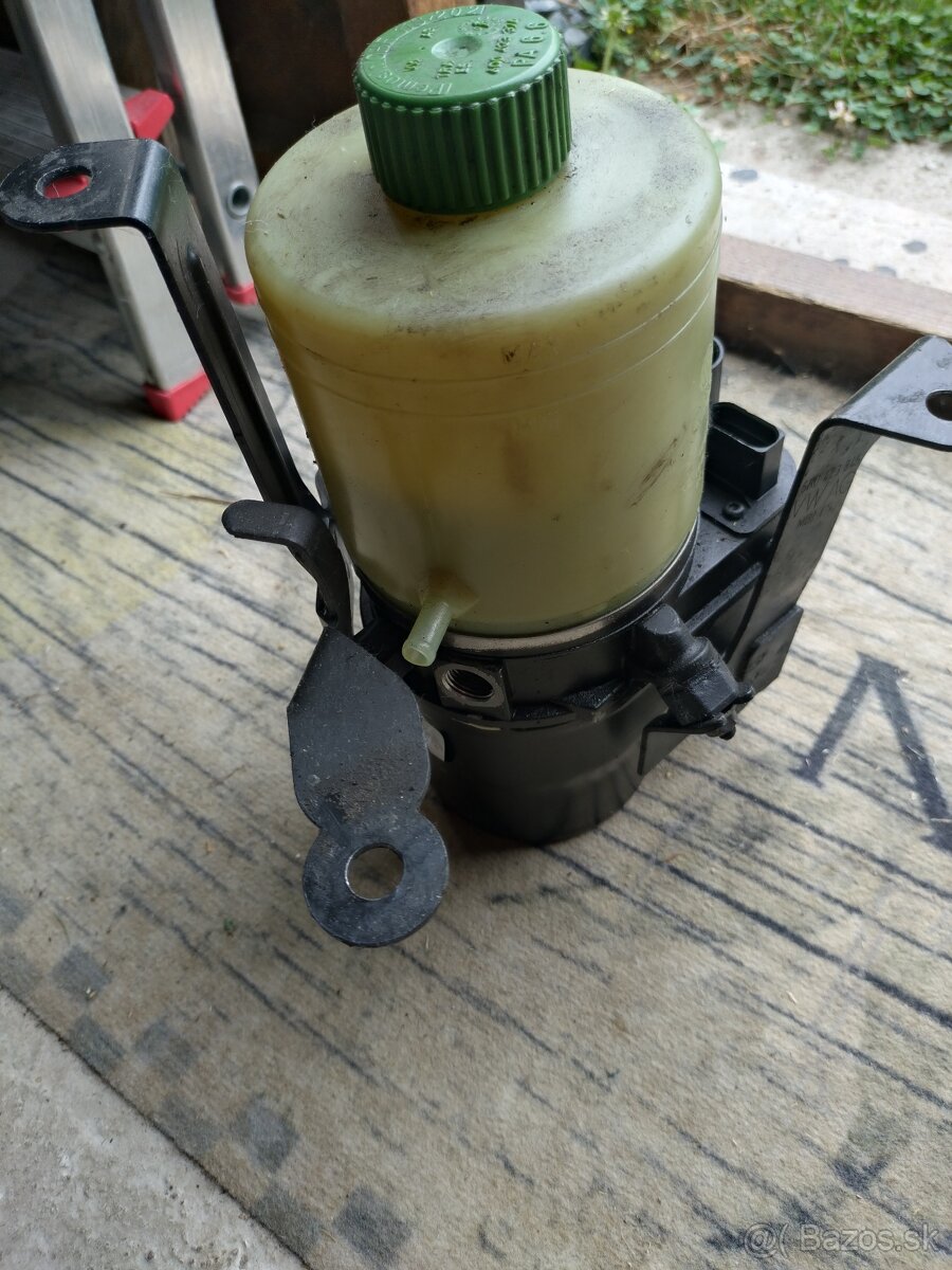 Hydraulické servočerpadlo Lizarte TRW - 4
