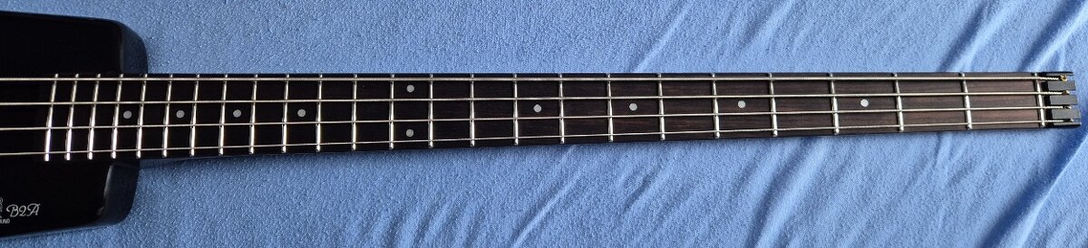 Na predaj elektricka basa Hohner Professional B2A - 4