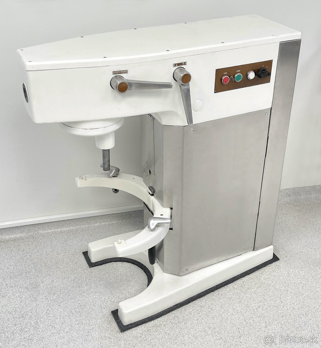 ROBOT ALBA RE22 - 4