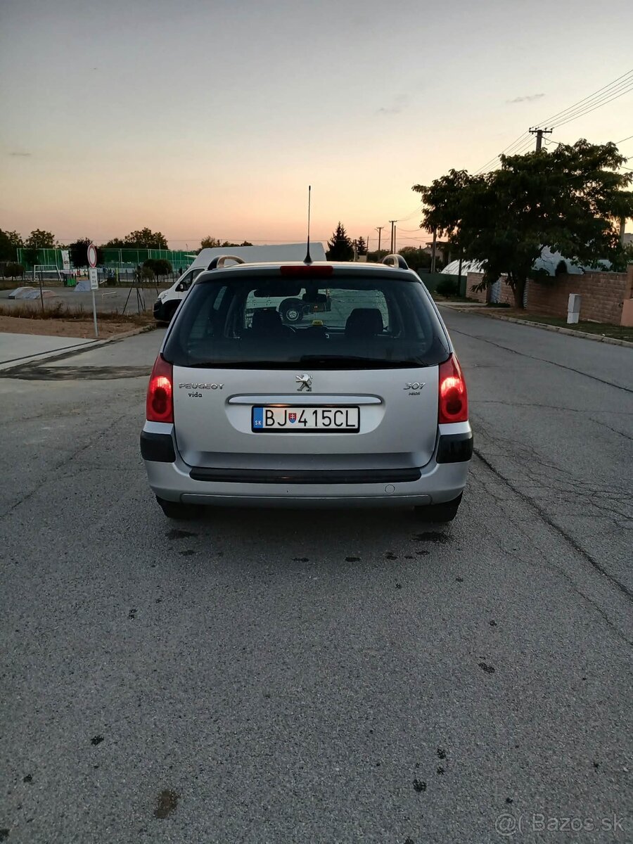 Peugeot - 4