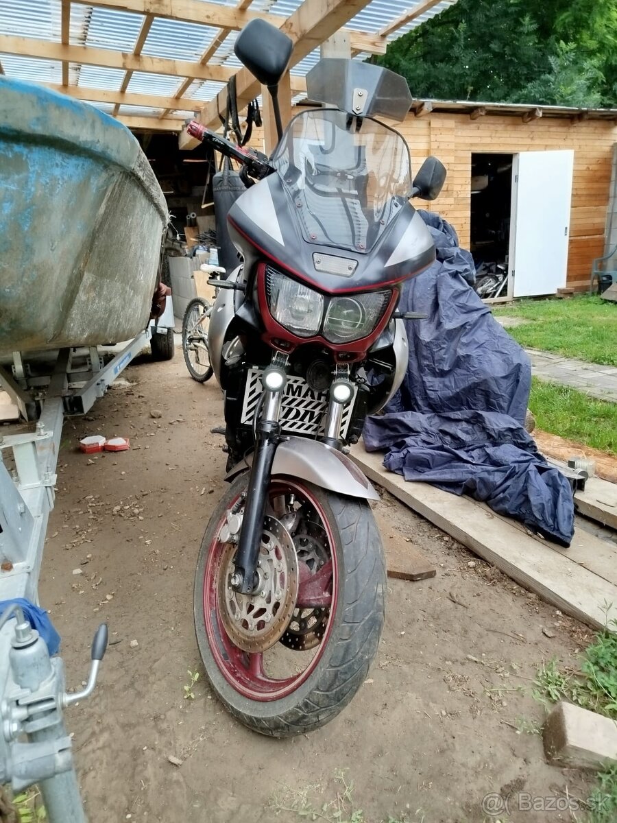 Motorka YAMAHA TDM 850