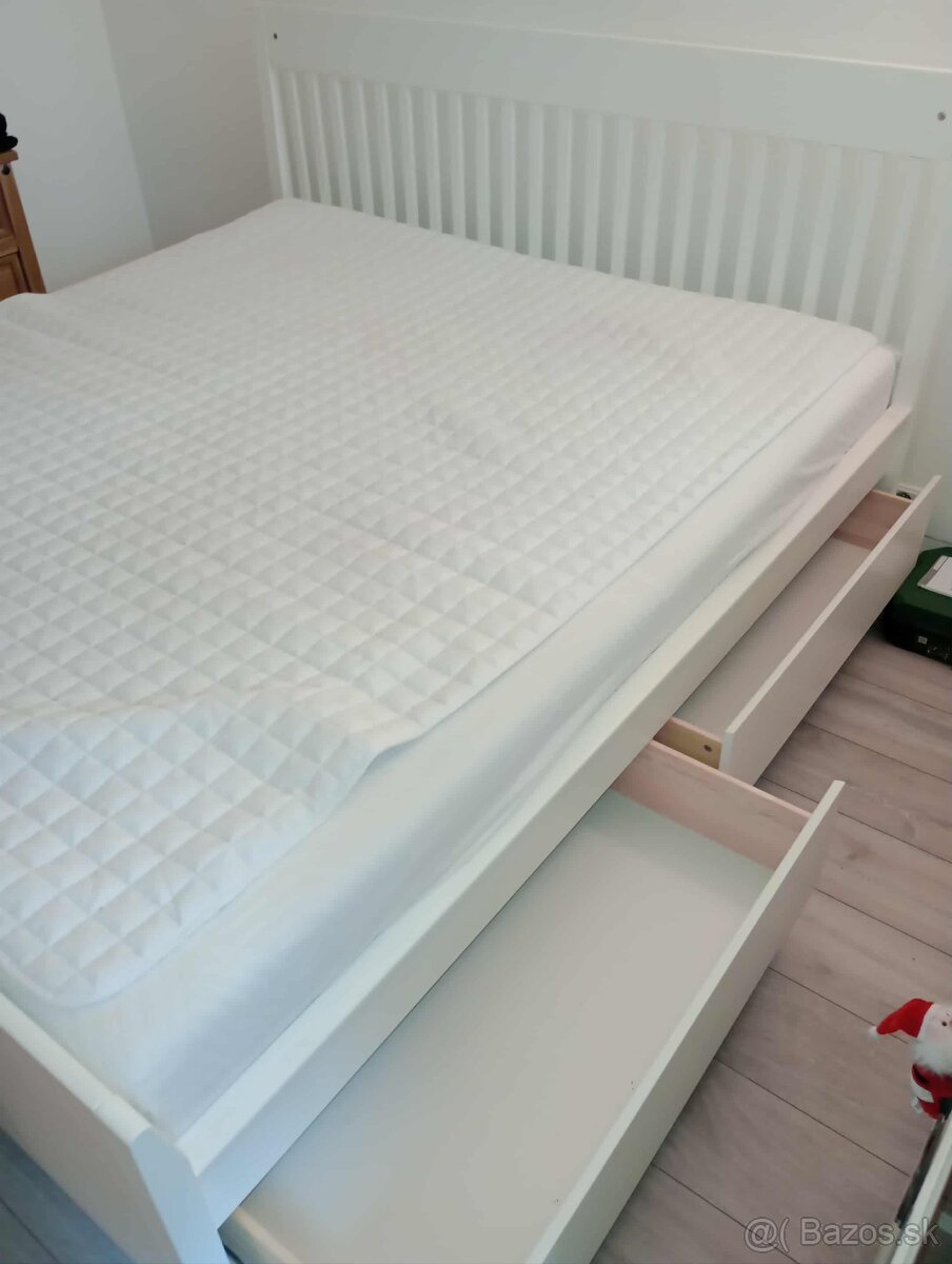 Manželská posteľ - 4