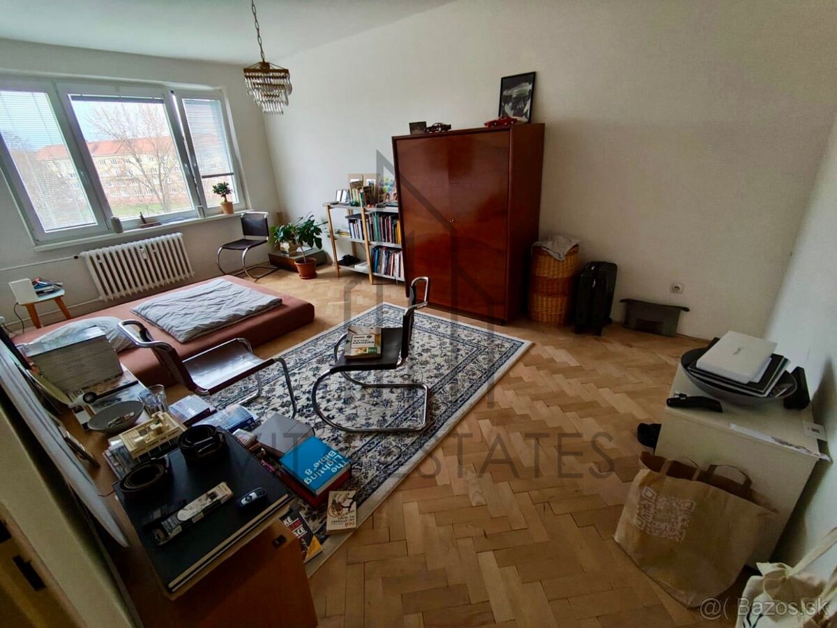 Prenájom 3-izbový byt – J. Murgaša (Čínsky múr), Prievidza - 4
