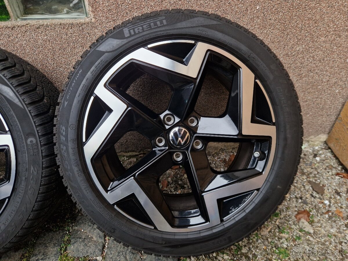 VW Coventry Passat B8 B9 R-Line 5x112 R18 235/45 R18 - 4