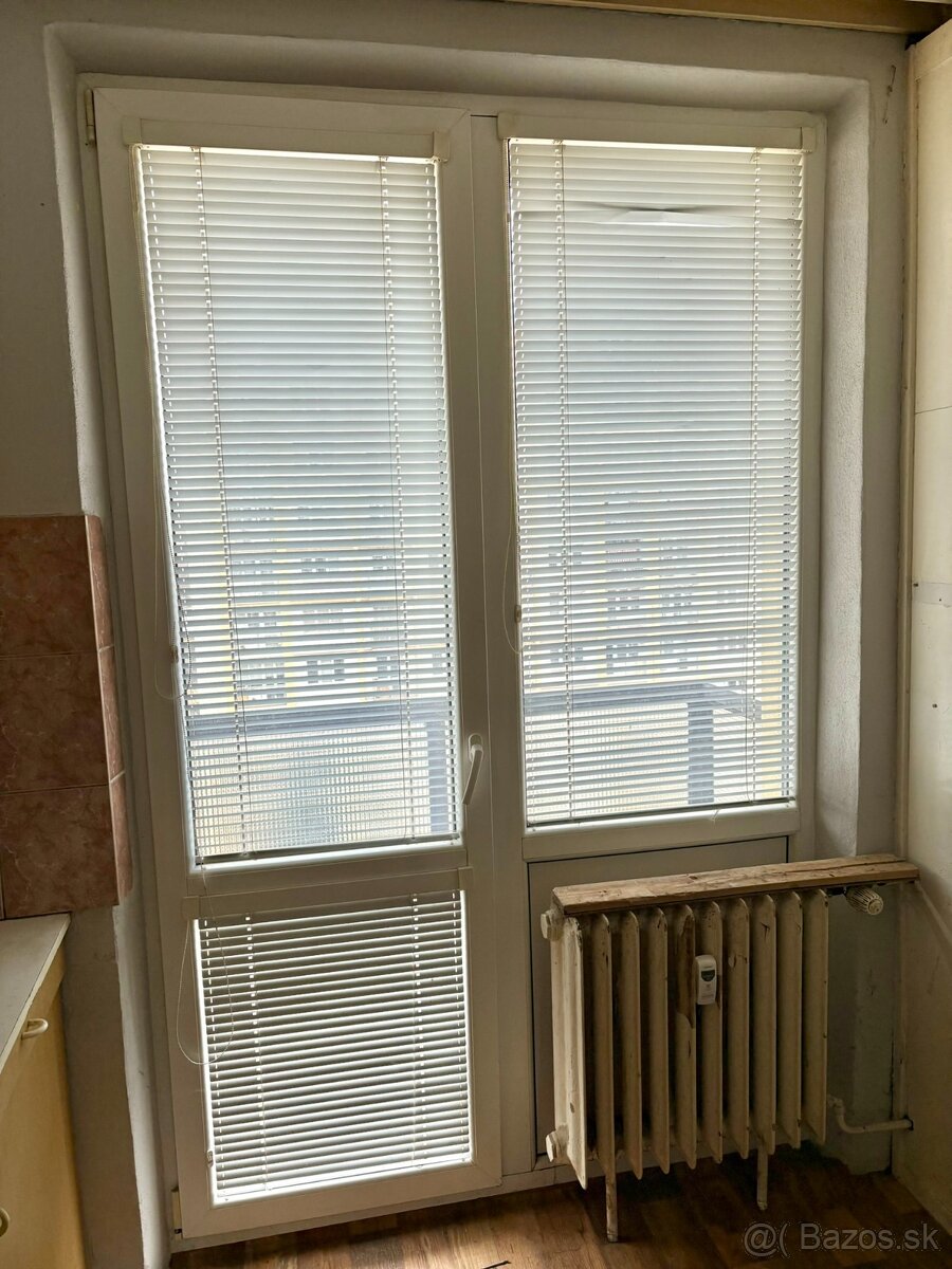 Plastové okná Rehau - použité - 4