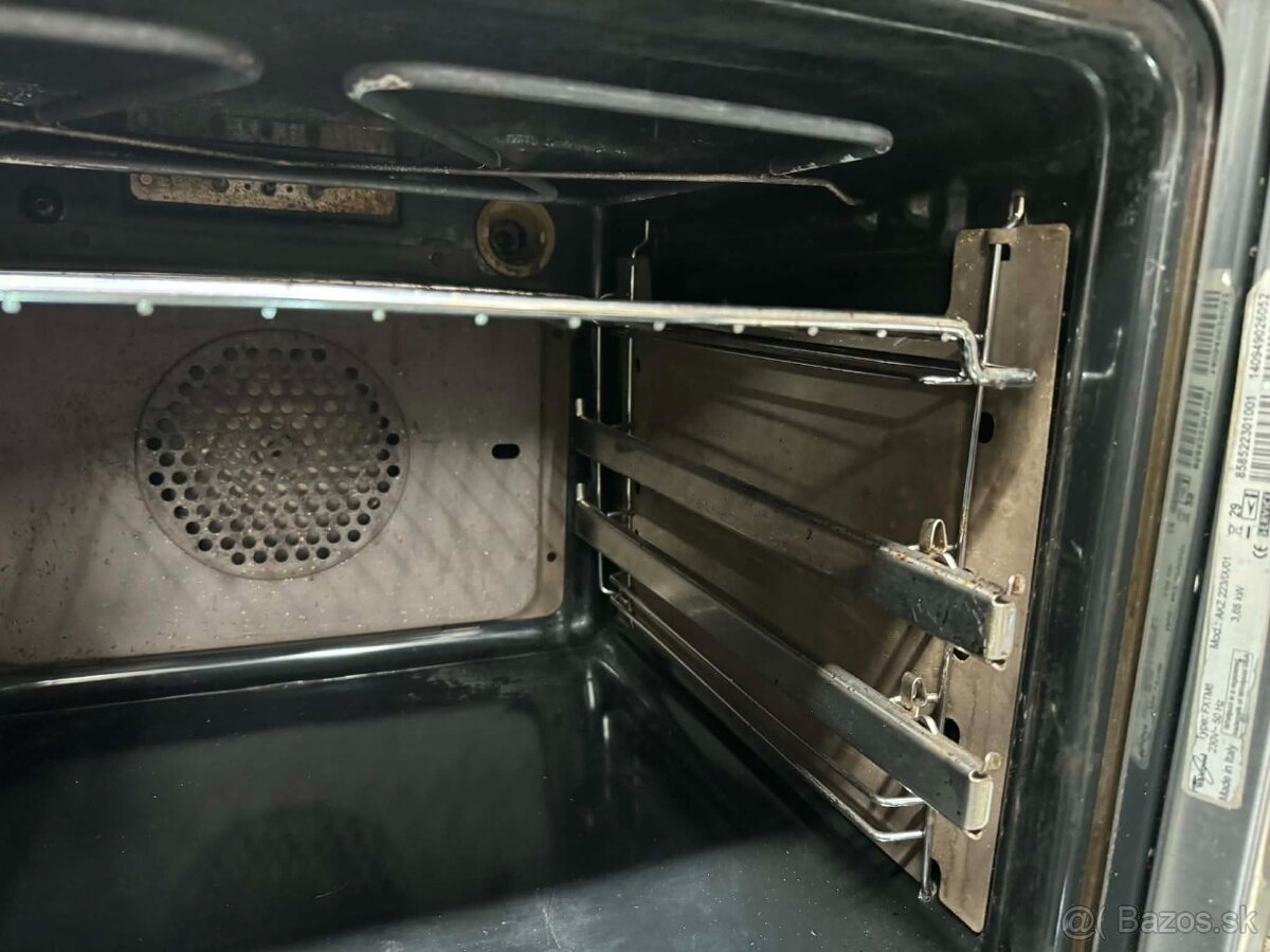 Whripool Vstavaná Rúra - 4