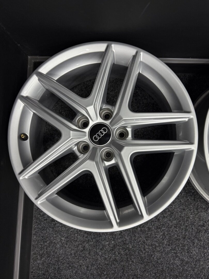 Alu Audi 5x112 17” 8W9601025D - 4