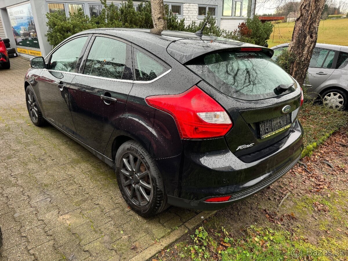 Ford fokus 1.5 benz 2014 rok - 4