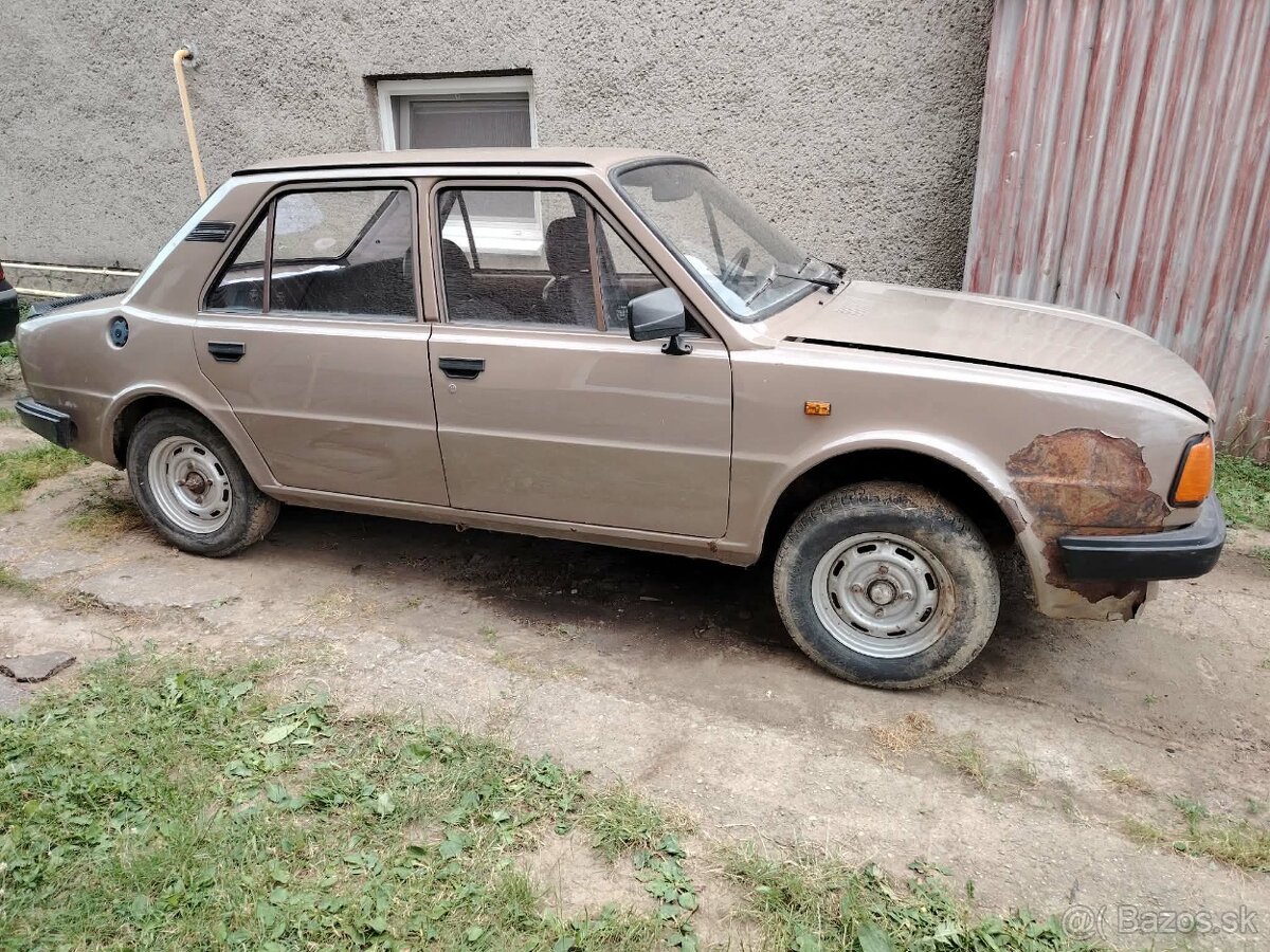 Škoda 120 - 4