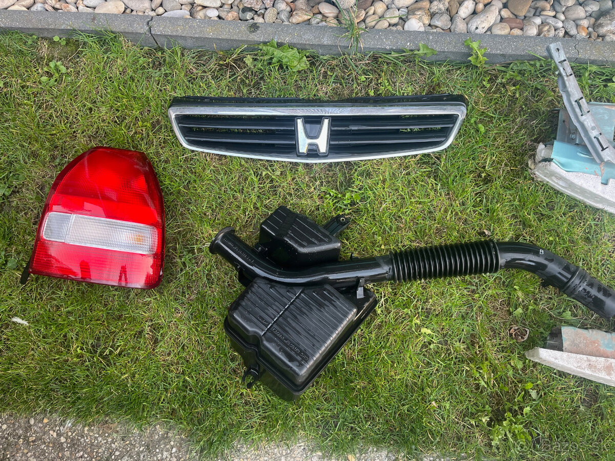 diely na Honda Civic VI - 4