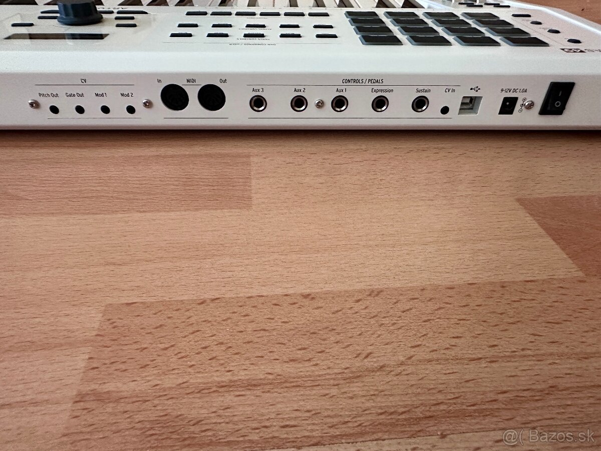 Predám Arturia Keylab mkII 49 MIDI keyboard - 4