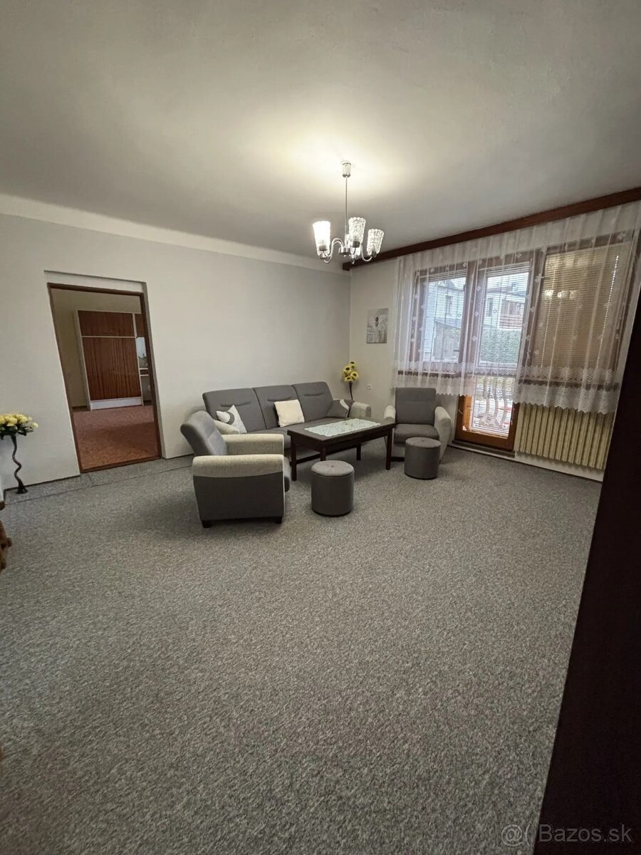 🏡 Priestranný tehlový dom vhodný pre dve rodiny Domy - 4