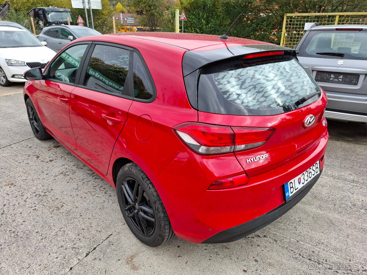 HYUNDAI i30 1,6 CRDi r.v. 2018 - 4