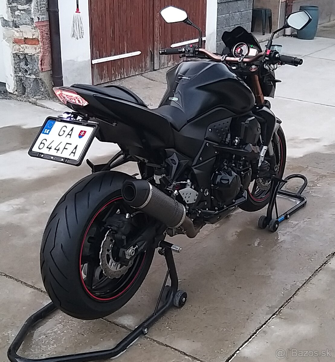 Kawasaki Z750R - 4