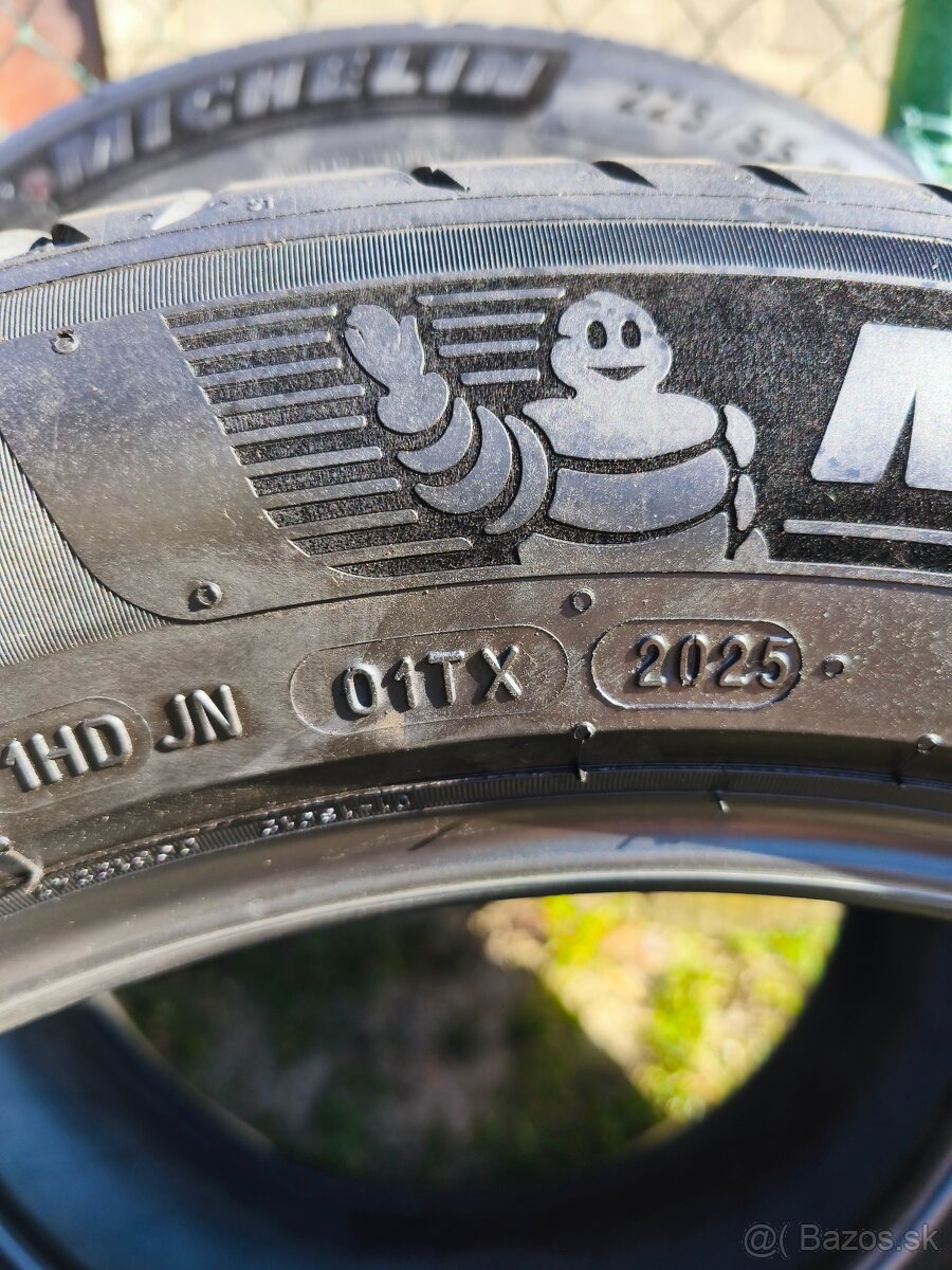 Michelin 225/55 R19 Primacy - 4