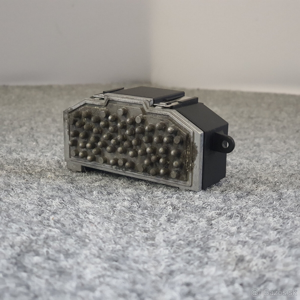 Regulátor ventilátoru vnútorného priestoru Bosch 3C0907521D - 4