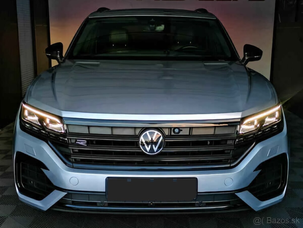VW TOUAREG R-LINE 210KW - 4