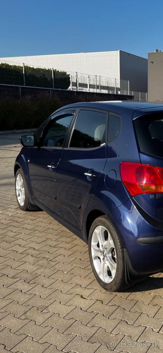 Kia venga 1,6 crdi - 4