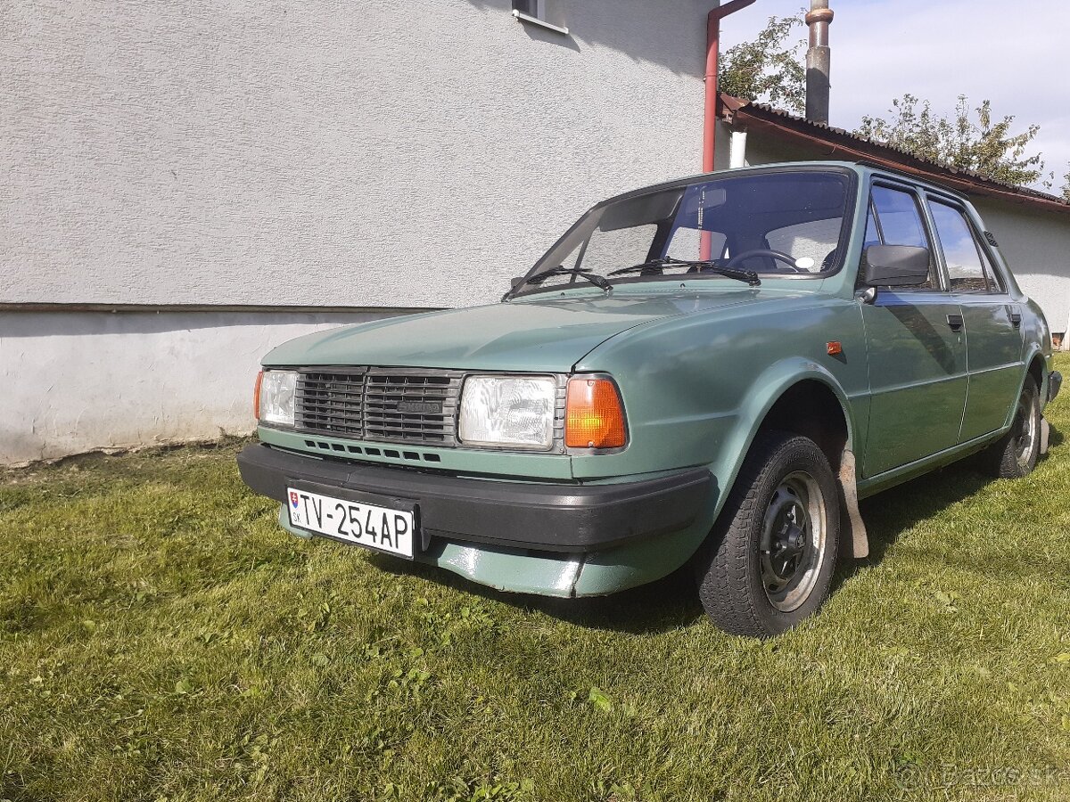 Škoda 120L - 4