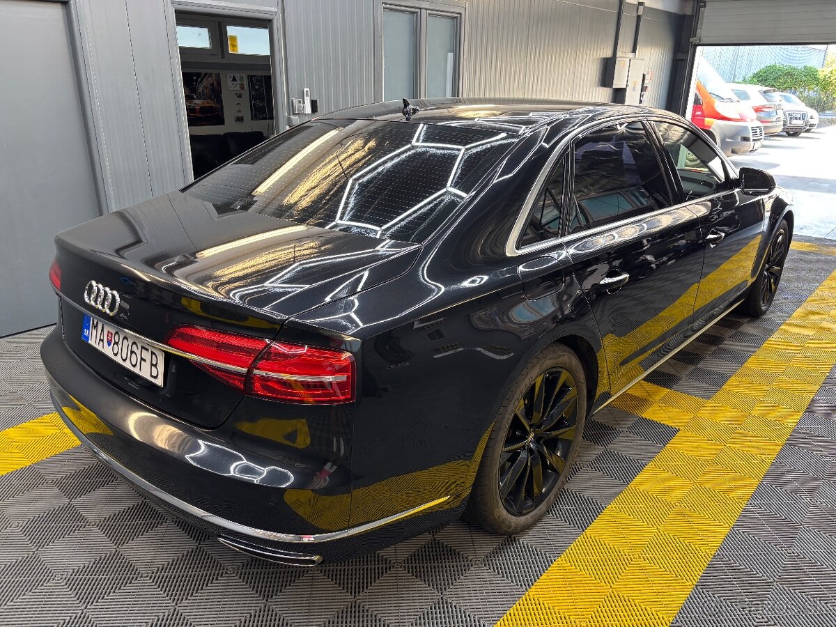 A8, 3.0 TDi 190 kW - 4