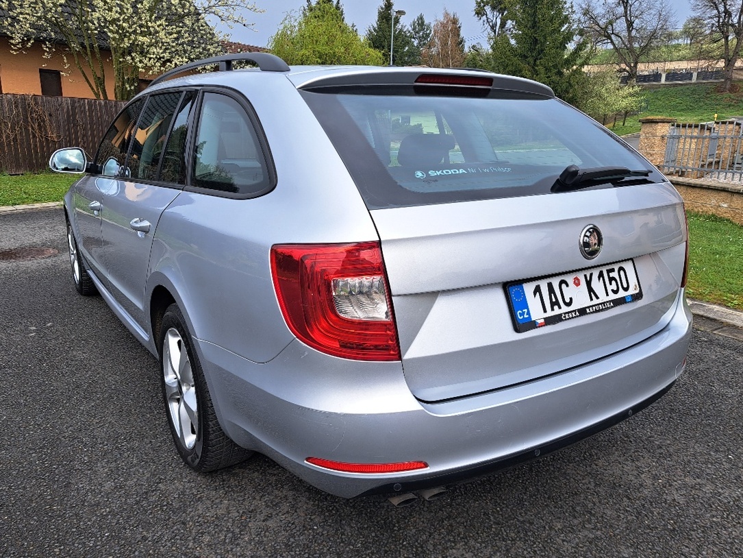 ŠKODA SUPERB II Combi FL 2014 KLIMA, ALU, Nová STK 2028 - 4