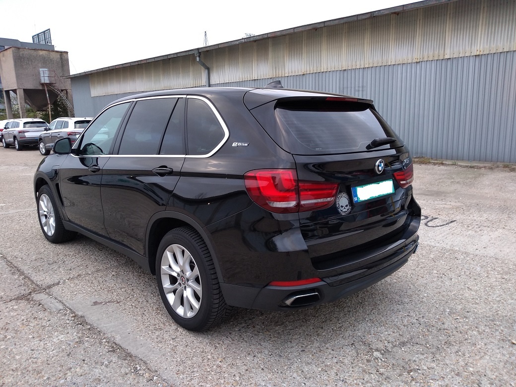 BMW X5 xDrive40e iPerformance 313koní_kúpa v SR_full servis_ - 4