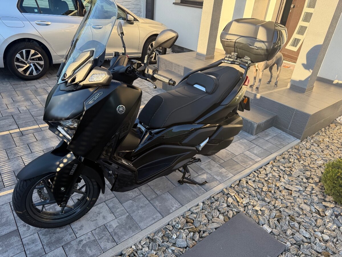 Yamaha XMax tech max 300 - 4