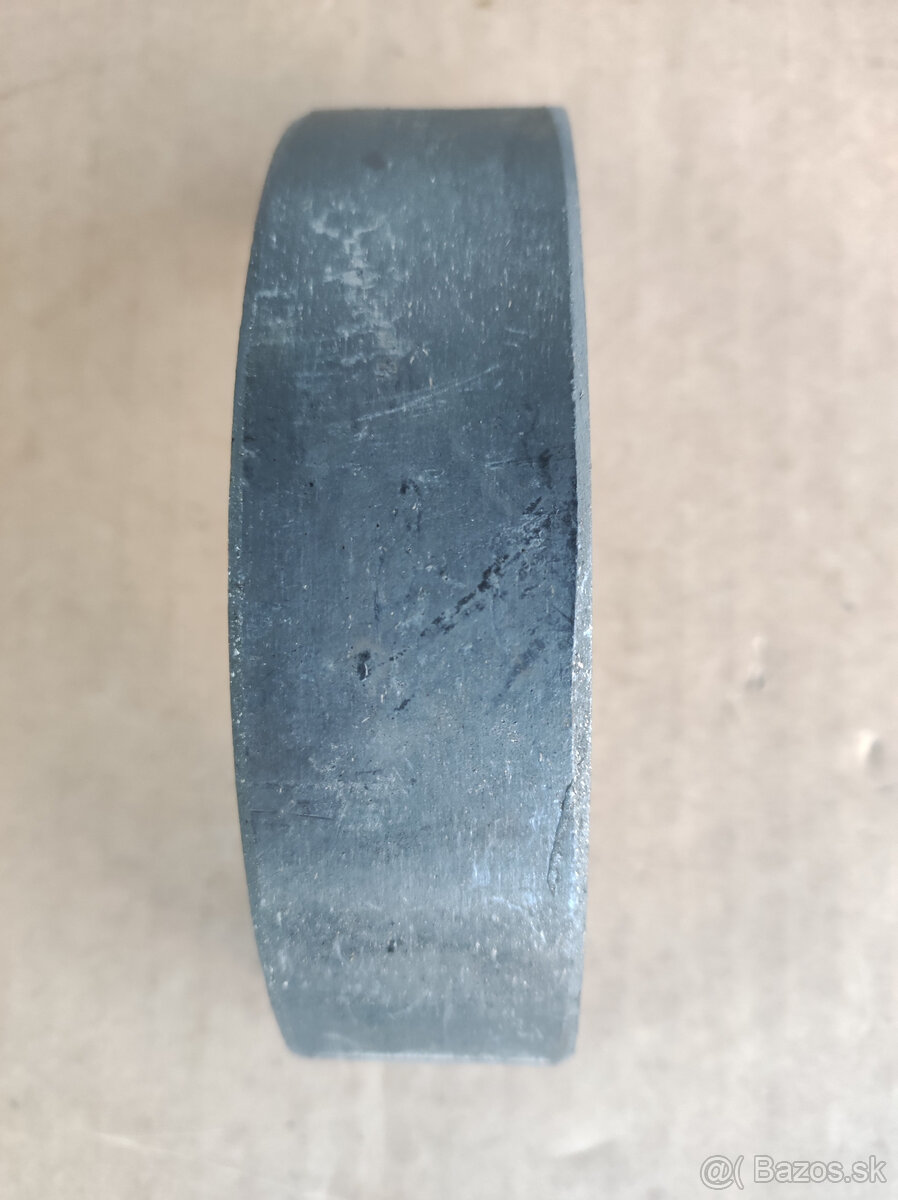 Brzdové čeľuste po repasii - 4