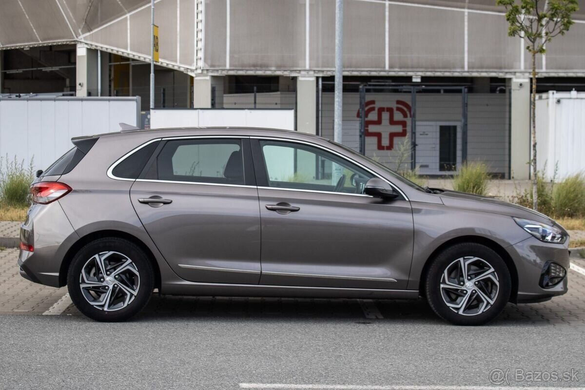 Hyundai i30 81kW (2022) - 4